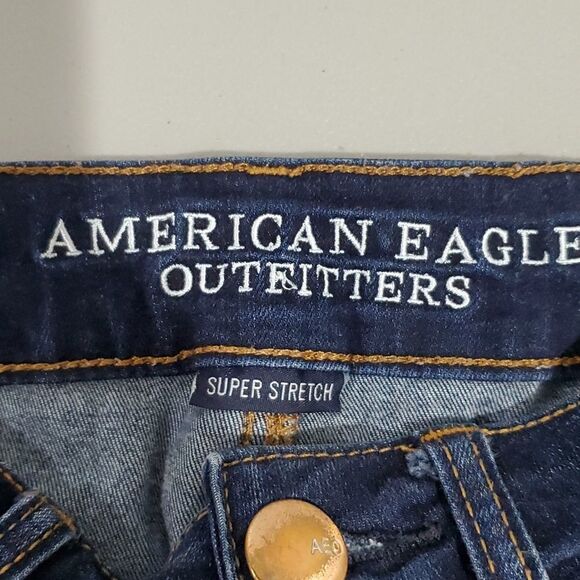 American Eagle super stretch high rise dark wash jean shorts - Picture 5 of 8